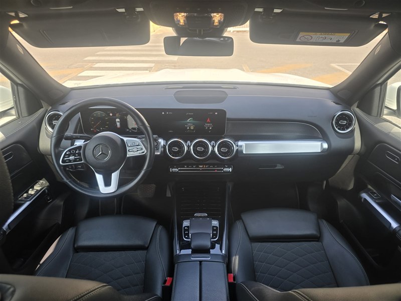 MERCEDES-BENZ GLB 200 D DCT 6