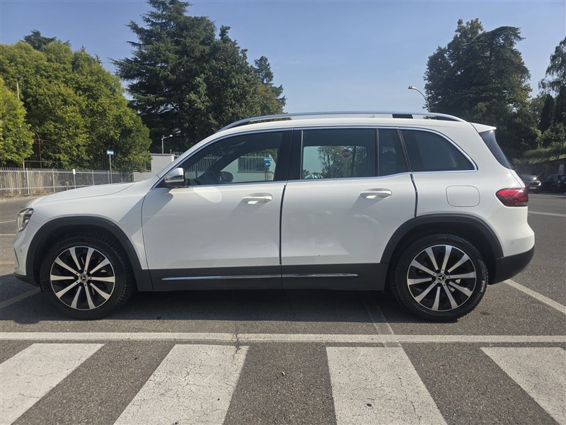 MERCEDES-BENZ GLB 200 D DCT 2